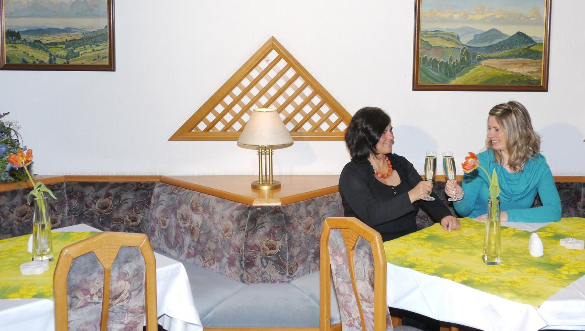 Naturparkhotel Haus Hubertus Kurort Oybin Kültér fotó